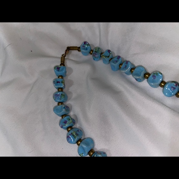 Necklace - Picture 2 of 3